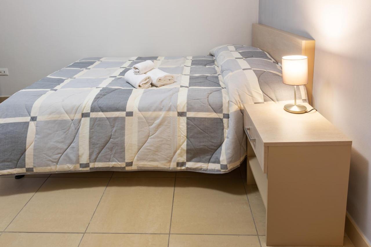 Camplus Mazzini Apart otel Bolonya Dış mekan fotoğraf